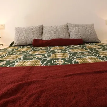 Апартаменты - 2 Bedrooms With Pool And Wifi - 01354